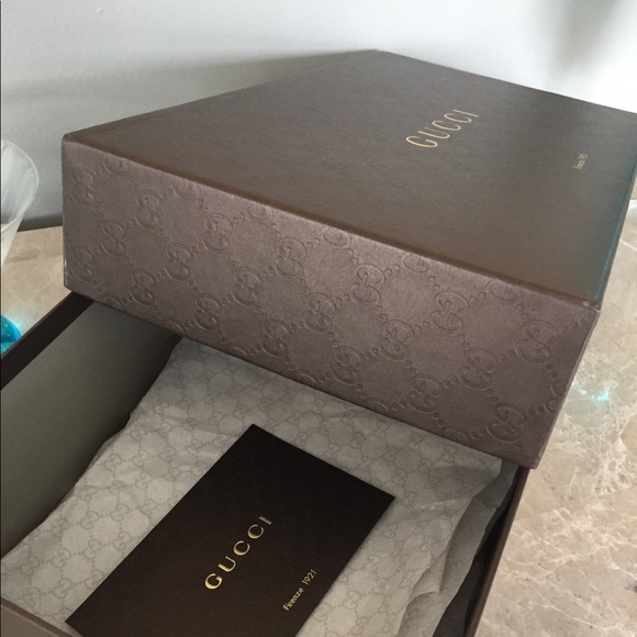 GUCCI shoe storage box😎 - Picture 1 of 2